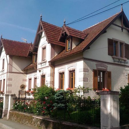 Gites Au Pied Du Haut-Koenigsbourg Kintzheim Exterior photo